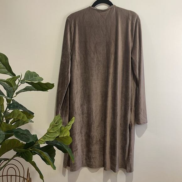 Nwt mauve HYFVE velvet cord sweater - Picture 5 of 5